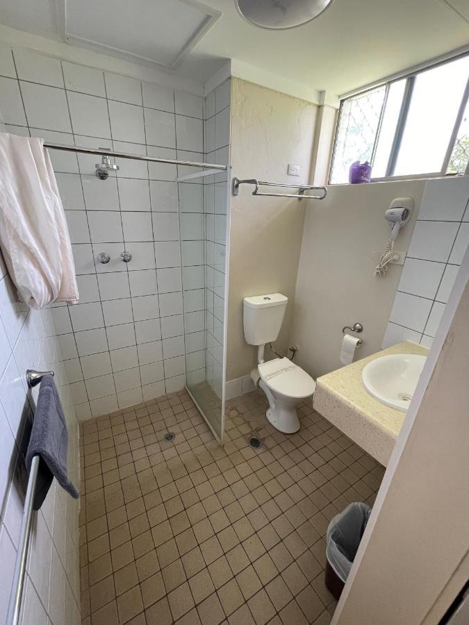Pine Tree Motel Катерін Екстер'єр фото